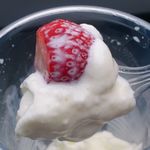 八紘学園 農産物直売所 - 【2013年06月】いちごソフトをアップで＾＾