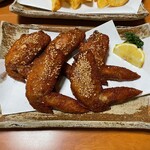 友綱部屋直伝 ちゃんこ 三賀 - ごま手羽の唐揚げ