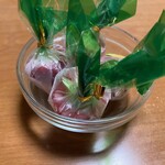 友綱部屋直伝 ちゃんこ 三賀 - 練乳苺アイス