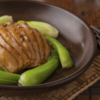 豚角煮と高菜の土鍋煮込み