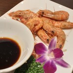 粤港美食 - ゆで有頭エビ