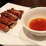 粤港美食 - 揚げ豚ダイチョウ
