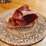 eman - タパス①熟成生ハム