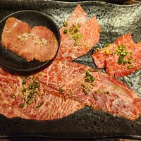 大徳壽 関内本店 - 上タン塩､シンシン､上カルビ､イチボ､ミスジのセット
