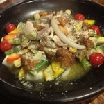 Nonotori Ume Midou - タジン鍋の蒸し鳥と野菜バジルソース