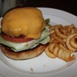 R-S - チーズバーガー+ポテト 1050円 2011年4月