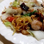中国料理 絹路 - 焼き強めの麺