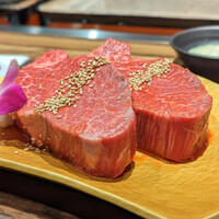 黒毛和牛ヘレ肉専門店 炭火焼肉 りきちゃん 北浜店 - 