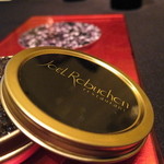 ガストロノミー ジョエル・ロブション - ロブション名物のキャビア缶