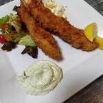 櫻バー - 衣が分厚く固いのが惜しい大海老フライ