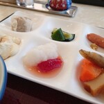 大沢温泉 山水閣 - 大根おろしに筋子。