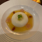 萬珍樓 - 杏仁豆腐　赤肉メロンソース