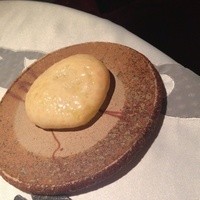 IL TEATRINO DA SALONE - オリーブオイルで揚げたフォカッチャ