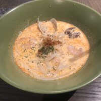 COLONIAL BEACH 横浜ハンマーヘッド - 