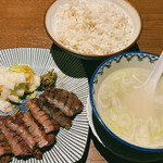 Gyuutan Tokushige - 牛タン定食　2280円