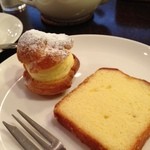 oven mitten Cafe - ミトンズシュークリーム、バニラのシフォンケーキ