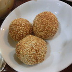 晴々飯店 - 胡麻団子でございます（2013.08）