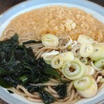 ガリレオ 八兵衛 - ワカメを浸します