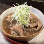 金町製麺 - 豚ホルモン煮 醤油仕立て