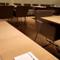 丸の内一丁目 しち十二候 - 