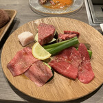 焼肉&手打ち冷麺 二郎 - 三郎ランチのお肉