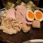 つけ麺 道 - 特製用トッピング