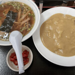 松島軒 - カレーライスセット　1,100円
カレーライス＋半ラーメン又ははんワンタン