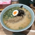 博多ラーメン かっぱ亭 - 味噌ラーメン 890円税込　中華麺（中細麺）