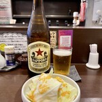 ヤマタニ餃子店 - お通しのキャベツ