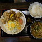 Karafurushokudou - 鶏唐揚げ定食＋ミニうどん