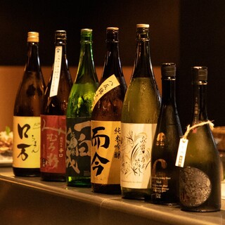 A variety of local and rare sake selected by sake sommeliers