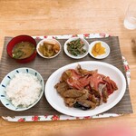 遍路の駅 夫婦善哉 - 日替わり定食（金目のアラ煮）