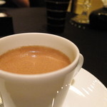 ガストロノミー ジョエル・ロブション - カフェとミニャルディーズ