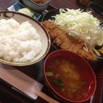 Mingei Chaya Shimamura - とんかつ定食 ７５０円。