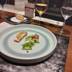 懐石フランス料理 グルマン橘 - キハダマグロと野菜のタルタル鱒の卵飾り
      