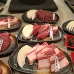 北海道生羊肉炭烤成吉思汗