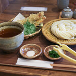 自家謹製 萬圓屋 - 鶏ちく玉天ざるうどん☆