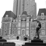 ガストロノミー ジョエル・ロブション - 外見はモノクロで