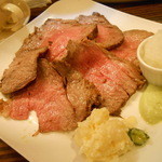 ビーフシチューとハンバーグステーキのお店 BUN吉 - ５０００円の価値はあると思う驚愕のローストビーフ