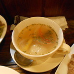 ビーフシチューとハンバーグステーキのお店 BUN吉 - スープ