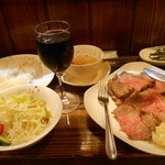 ビーフシチューとハンバーグステーキのお店 BUN吉 - すかさず赤ワイン追加