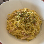 イタリアンバール パスタグルッピ - カルボナーラ