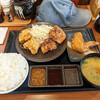 からやま  - 合盛り定食(ご飯大盛)+手羽先