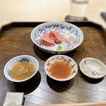 御料理 ふじ田 - 向付②：カレイの昆布締め＆トロ（ちり酢・黄身醤油・塩）