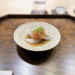 御料理 ふじ田 - 向付①：志摩産のどぐろの炙り、天然あさつき、辛味大根