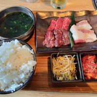 焼肉 ギュウトピア - 