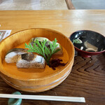 鯖街道花折 - 鯖寿司、炙り鯖寿司