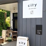 City cafe and space - 入口