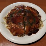 Kaboroya Hiroshima Fuu Okonomiyaki - 肉玉いか天そば　980円