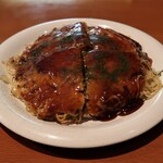 Kaboroya Hiroshima Fuu Okonomiyaki - 肉玉いか天そば　980円